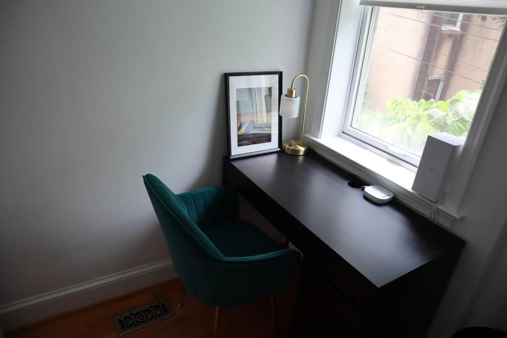 3-Bedroom House With Cute Patio Explore Dc On Foot Washington Luaran gambar