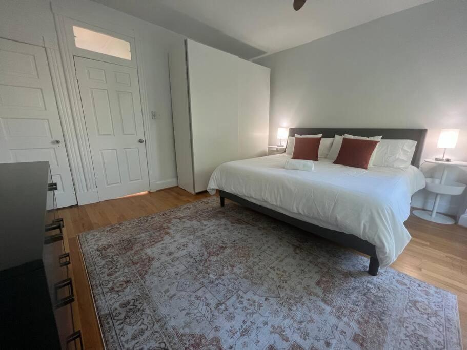 3-Bedroom House With Cute Patio Explore Dc On Foot Washington Luaran gambar