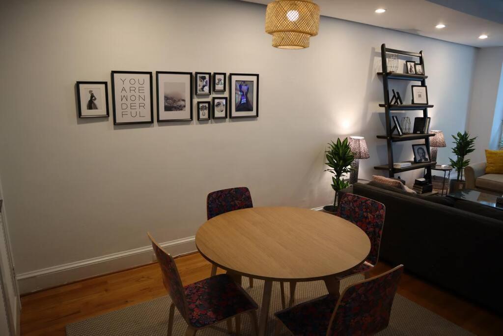 3-Bedroom House With Cute Patio Explore Dc On Foot Washington Luaran gambar